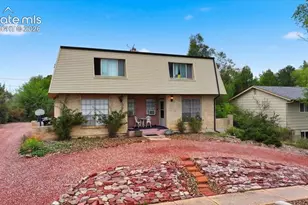 724-726 Pioneer Ln, Colorado Springs, CO 80904 - Photo 5