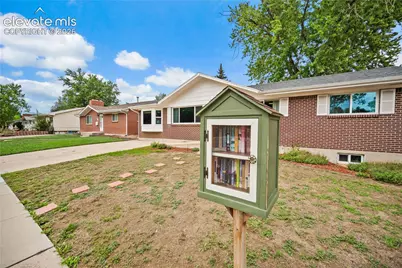 2414 E Caramillo Street, Colorado Springs, CO 80909 - Photo 3