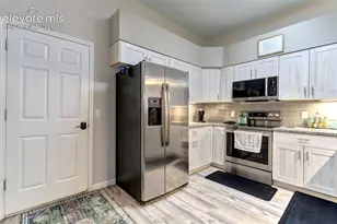 6868 Los Reyes Cir, Colorado Springs, CO 80918 - Photo 11