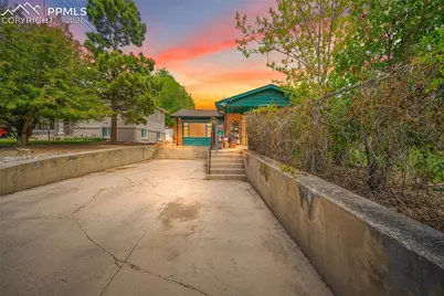610 Hilltop Drive, Colorado Springs, CO 80905 - Photo 3