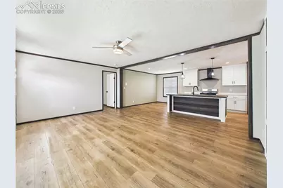 273 E Don Drive, Pueblo, CO 81007 - Photo 7