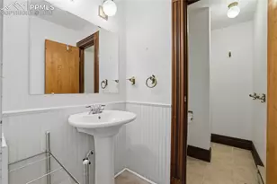 106 Waltham Ave, Manitou Springs, CO 80829 - Photo 21