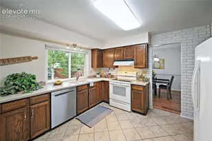 2998 Westcliff Cir, Colorado Springs, CO 80906 - Photo 11