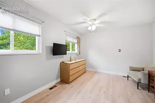 1147 Panorama Dr, Colorado Springs, CO 80904 - Photo 23