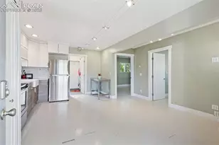 215 S 28th St, Colorado Springs, CO 80904 - Photo 7