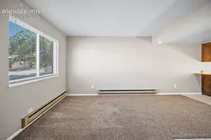 81 Castle Royal Dr, Pueblo, CO 81005 - Photo 7