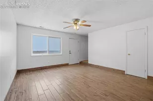 336 Robbins Mill Pl, Colorado Springs, CO 80910 - Photo 5