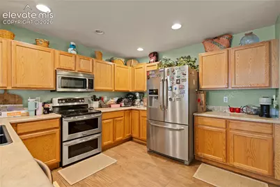 8234 Meadowcrest Drive, Fountain, CO 80817 - Photo 7