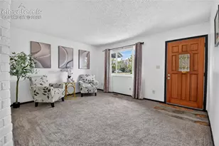 546 S Laporte Dr, Pueblo, CO 81007 - Photo 5