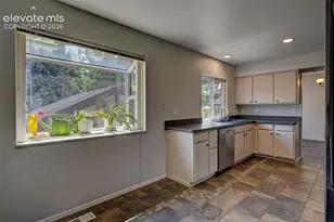3225 Oak Creek Dr, Colorado Springs, CO 80906 - Photo 17