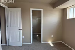 2410 Yankee Ct, Pueblo, CO 81008 - Photo 13