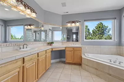 17910 Grama Ridge Na, Colorado Springs, CO 80908 - Photo 23