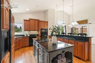 2425 Mesa Crest Grove, Colorado Springs, CO 80904 - Photo 11