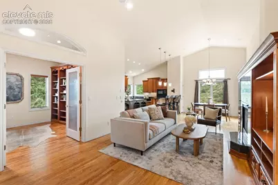 2425 Mesa Crest Grove, Colorado Springs, CO 80904 - Photo 5