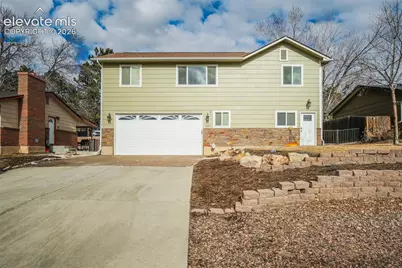 1208 Westmoreland Road, Colorado Springs, CO 80907 - Photo 5