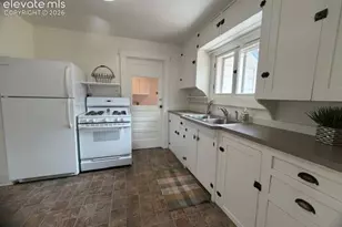 736 E San Miguel St, Colorado Springs, CO 80903 - Photo 9