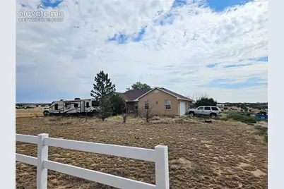 1566 R Street, Penrose, CO 81240 - Photo 3