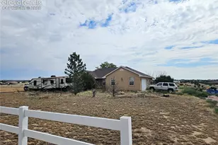 1566 R St, Penrose, CO 81240 - Photo 3