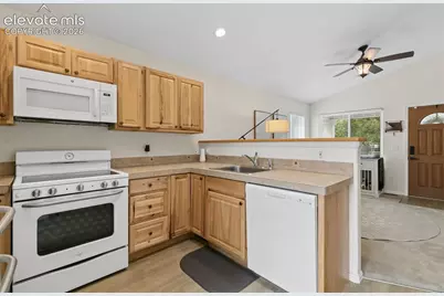 3021 Virginia Avenue, Colorado Springs, CO 80907 - Photo 9