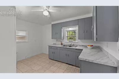 932 E Moreno Avenue, Colorado Springs, CO 80903 - Photo 11