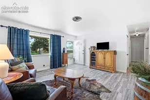 2116 Ridgewood Ln, Pueblo, CO 81005 - Photo 9