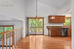 5142 Broadmoor Bluffs Dr, Colorado Springs, CO 80906 - Photo 15