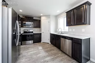 5433 Hammond Dr, Colorado Springs, CO 80915 - Photo 11