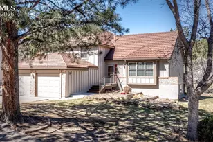 1118 War Eagle Ct, Colorado Springs, CO 80919 - Photo 3