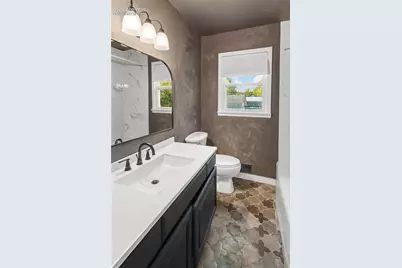 1220 E Fountain Boulevard, Colorado Springs, CO 80910 - Photo 9