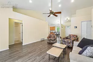 956 Columbine Ave, Colorado Springs, CO 80904 - Photo 7