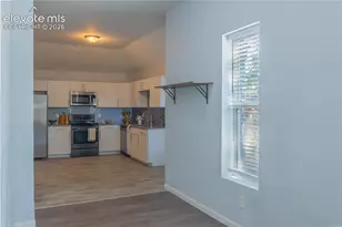 1621 W 18th St, Pueblo, CO 81003 - Photo 9