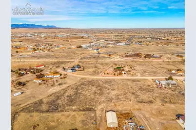 872 E Waverly Drive, Pueblo, CO 81007 - Photo 5