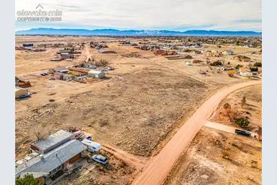 872 E Waverly Drive, Pueblo, CO 81007 - Photo 3