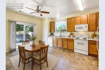 675 Prairie Star Circle, Colorado Springs, CO 80916 - Photo 7