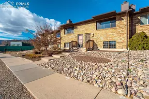 326 Mountview Ln, Colorado Springs, CO 80907 - Photo 1