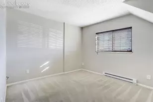326 Mountview Ln, Colorado Springs, CO 80907 - Photo 21