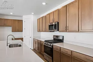 7854 Rainy Crk Trl, Colorado Springs, CO 80925 - Photo 9