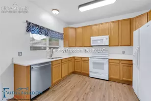 5249 Mountain Air Cir, Colorado Springs, CO 80916 - Photo 7