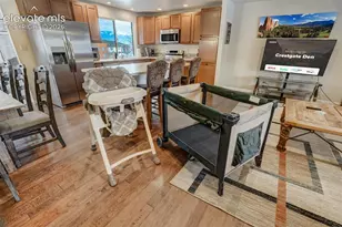 3812 Somerset Dr, Colorado Springs, CO 80907 - Photo 9