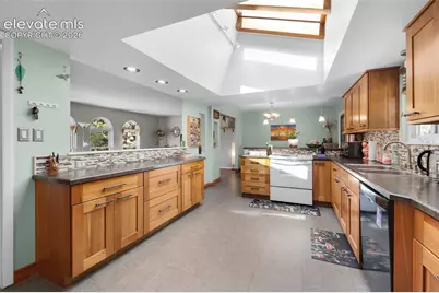 6555 Arequa Ridge Lane, Colorado Springs, CO 80919 - Photo 9
