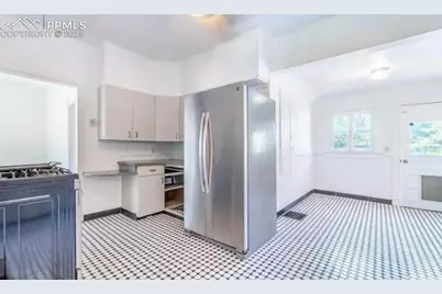 116 W Adams Avenue, Pueblo, CO 81004 - Photo 3