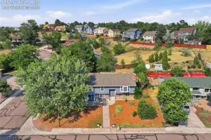 1239 Suncrest Way, Colorado Springs, CO 80906 - Photo 7