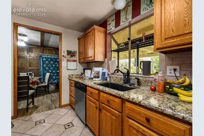 6 Oxford Street, Pueblo, CO 81005 - Photo 13