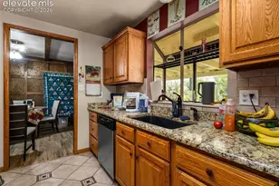 6 Oxford St, Pueblo, CO 81005 - Photo 13