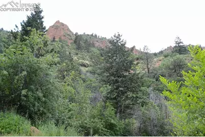 1096 Laguna Point, Manitou Springs, CO 80829 - Photo 13