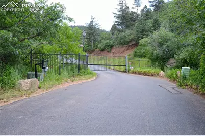 1096 Laguna Point, Manitou Springs, CO 80829 - Photo 5