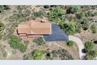2205 Mesa Road, Colorado Springs, CO 80904 - Photo 7