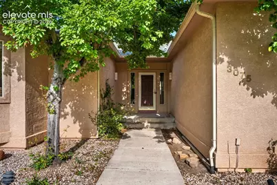 3075 Valleybrook Lane, Colorado Springs, CO 80904 - Photo 3