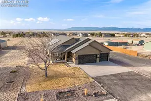 1140 W Shenandoah Dr, Pueblo, CO 81007 - Photo 33