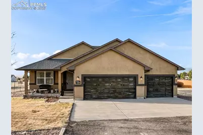 1140 W Shenandoah Drive, Pueblo, CO 81007 - Photo 1